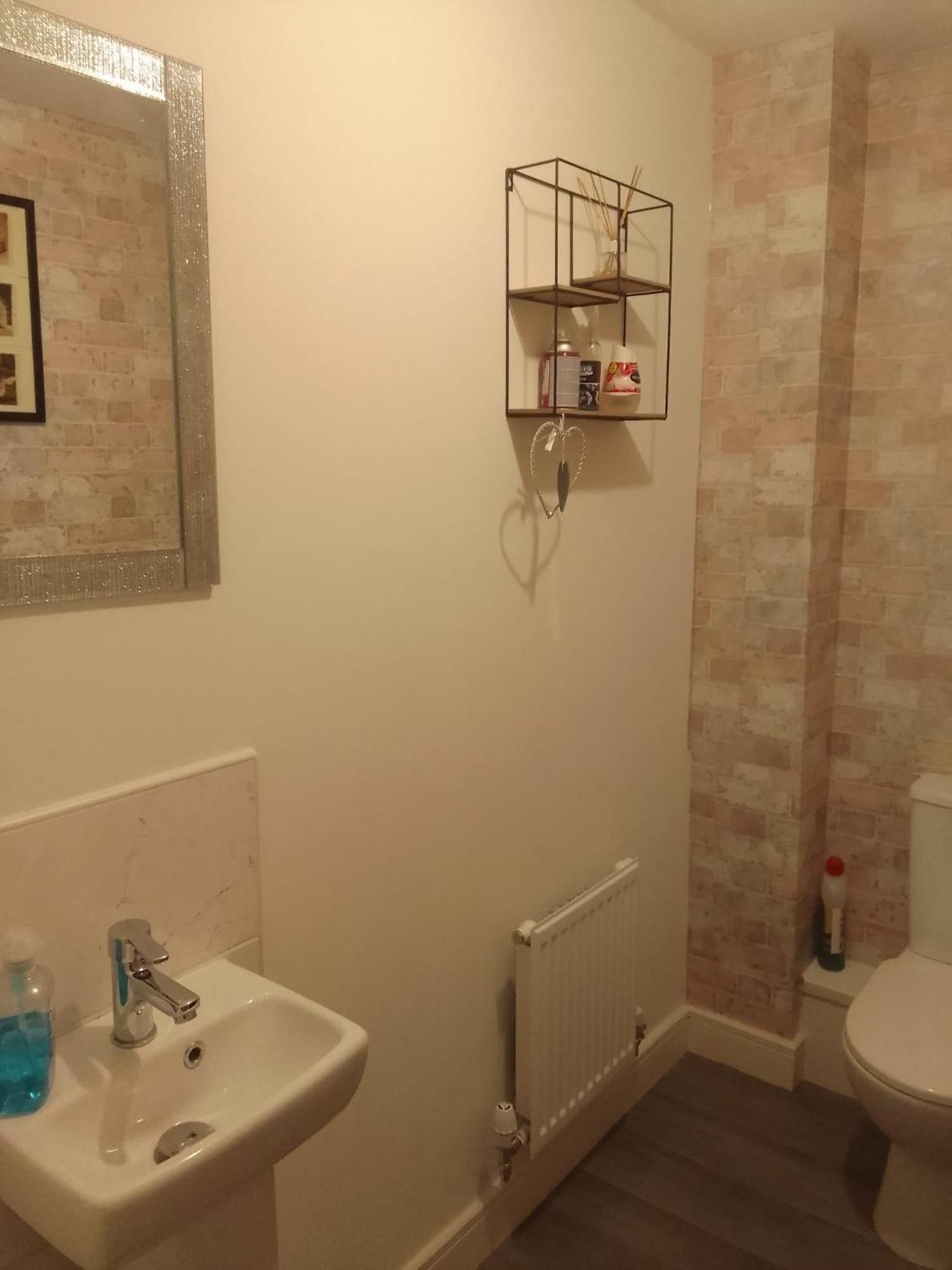 Ideal Home & Cottage Inviting 4 Bedroom Apartments Walsall Dış mekan fotoğraf
